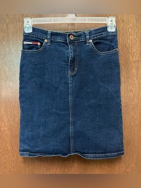 Tommy Jeans vintage 1990s Y2K denim skirt Size 7